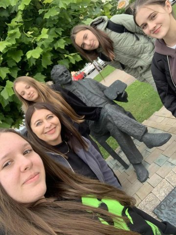 56141385712790734940205962268755339602606615n